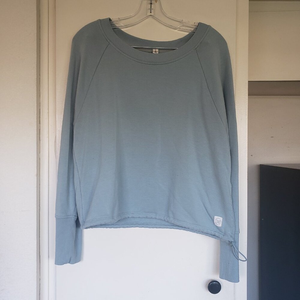 We Wander Green Sweater Shirt Size Med